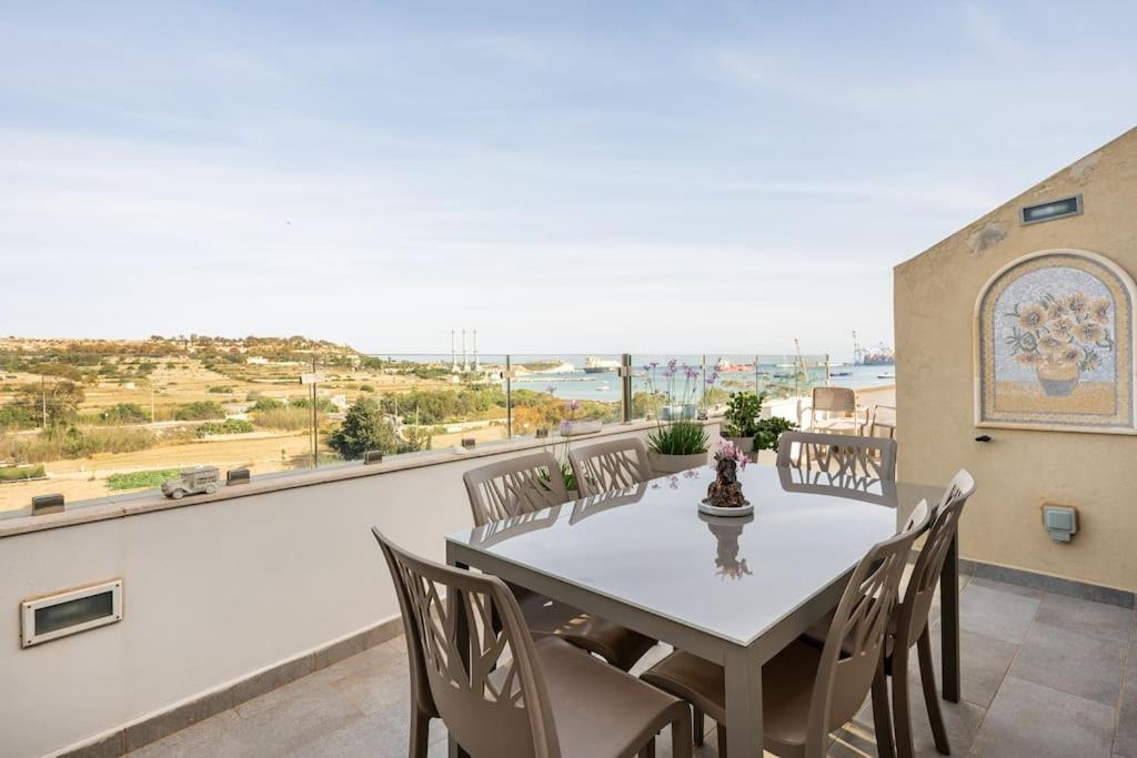 Апартаменти Seagull Penthouse Марсашлокк Екстер'єр фото